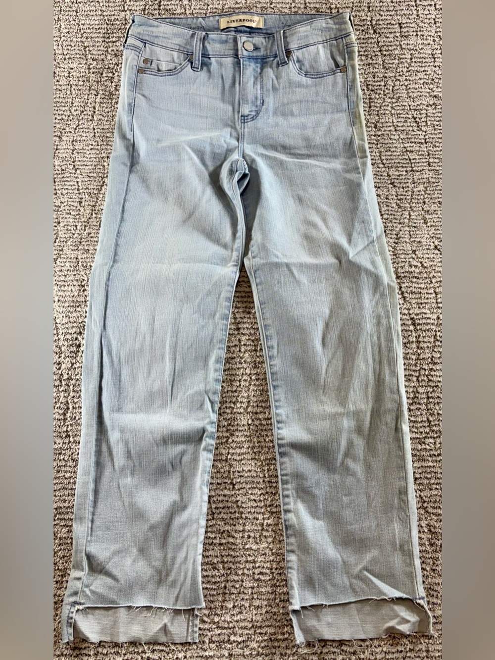 NEW Liverpool Women’s Size 4/27 Brenton Wash The Crop Straight Jeans